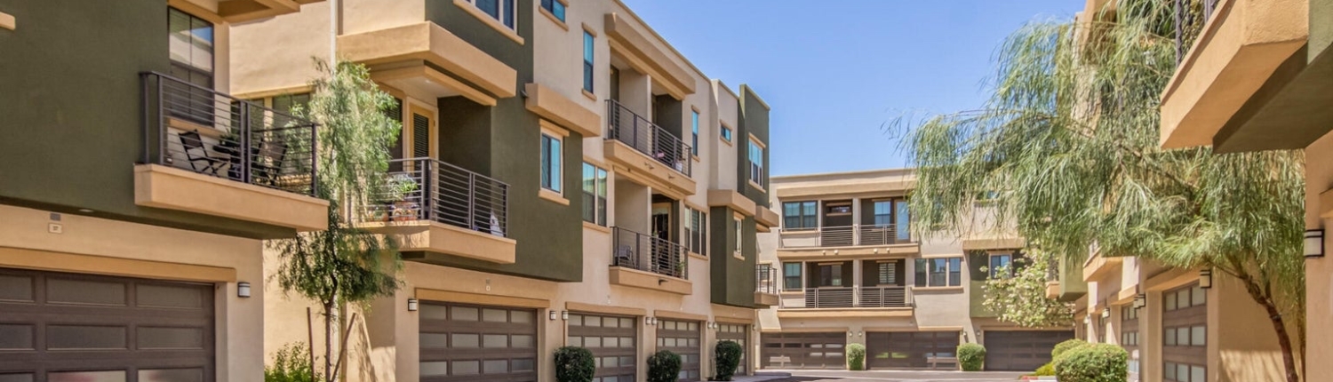 Biltmore-Living_10-1500x430