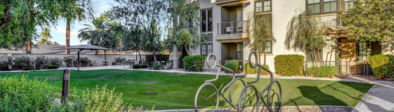 Biltmore-Living_4-1500x430