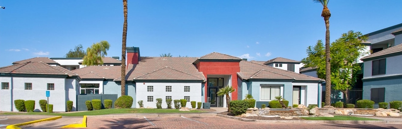 Hawthorne_13-1333x430